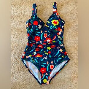 Boden one piece floral print swimsuit size US 8